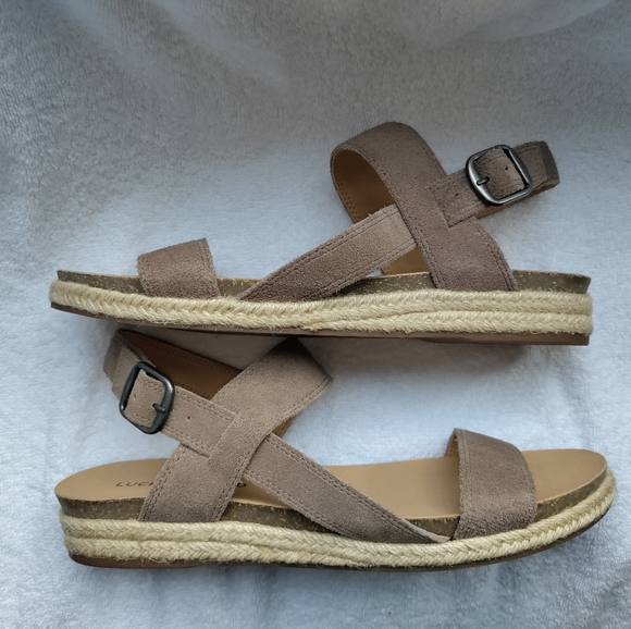 🆕Lucky Brand | Gadine Suede Sandals Size 9 - Picture 1 of 10